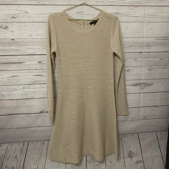 Romeo & Juliet Couture Dresses & Skirts - Romeo & Juliet Couture Sweater Dress N2